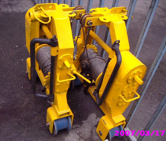 BYC-2型多功能搬運收軌車 BYC-2型多功能搬運收軌車